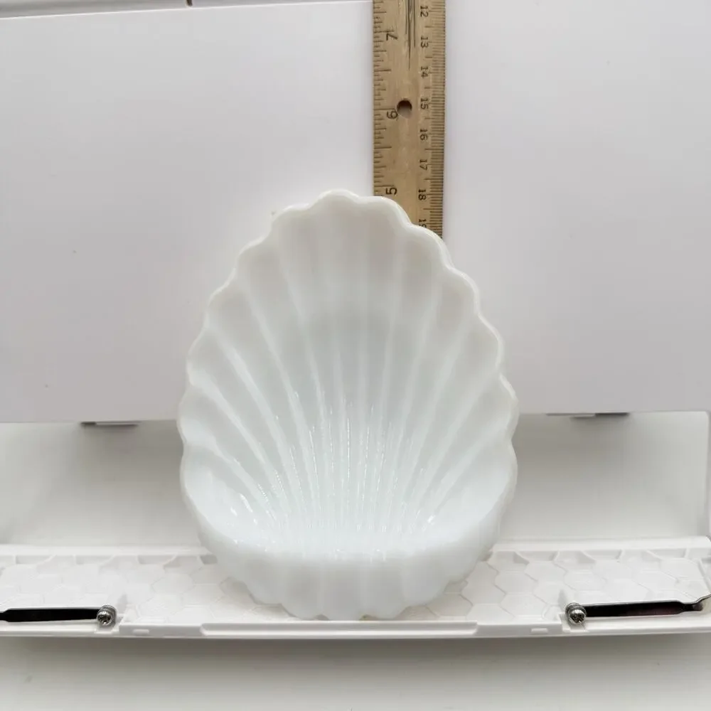 Hazel Atlas Milk‎ Glass Sea Shell Clam Vanity Trinket Soap Dish Vtg 5” EUC